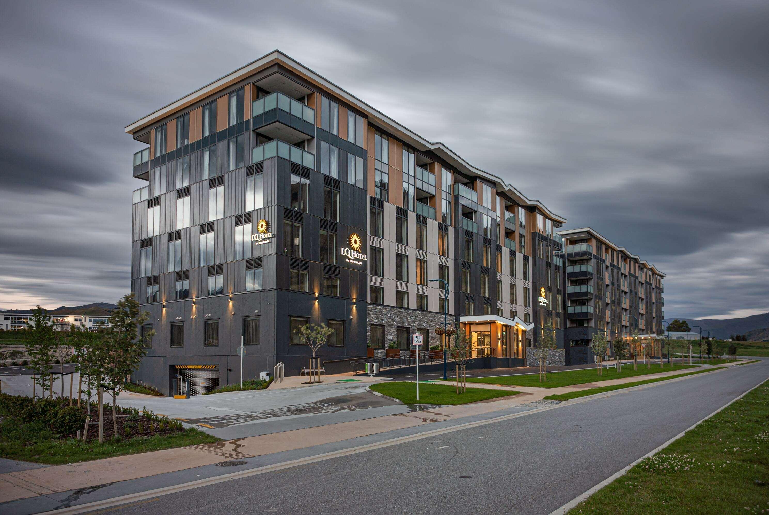 La Quinta By Wyndham Remarkables Park Queenstown Exterior photo
