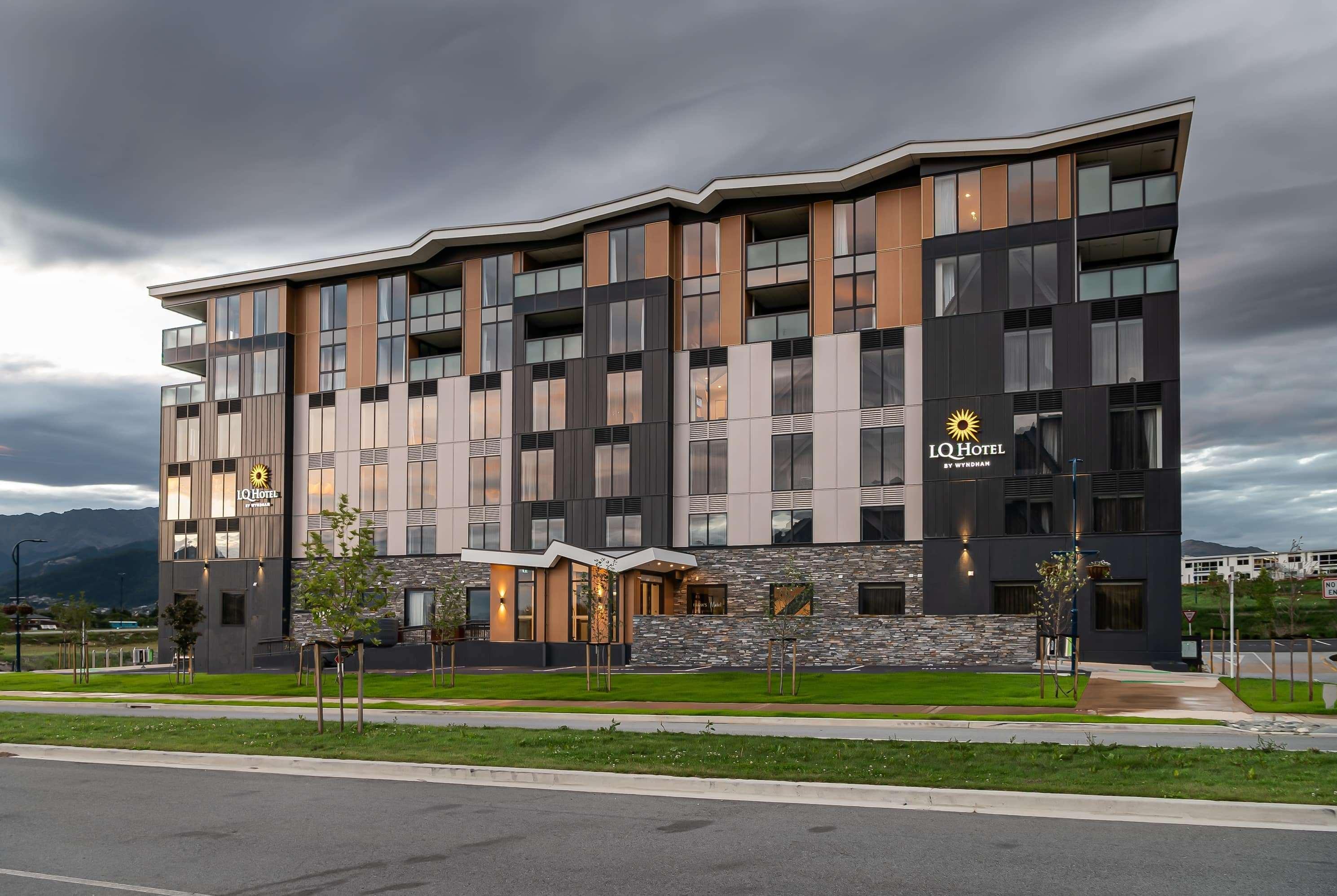 La Quinta By Wyndham Remarkables Park Queenstown Exterior photo